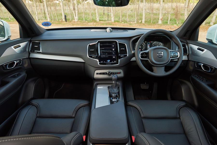  Volvo XC90 T6 Inscription 2015 года  (ZA) (фото 15 из 30)